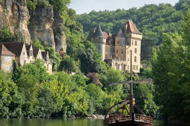 Dordogne en famille : villages, grottes et rivières sans trop courir