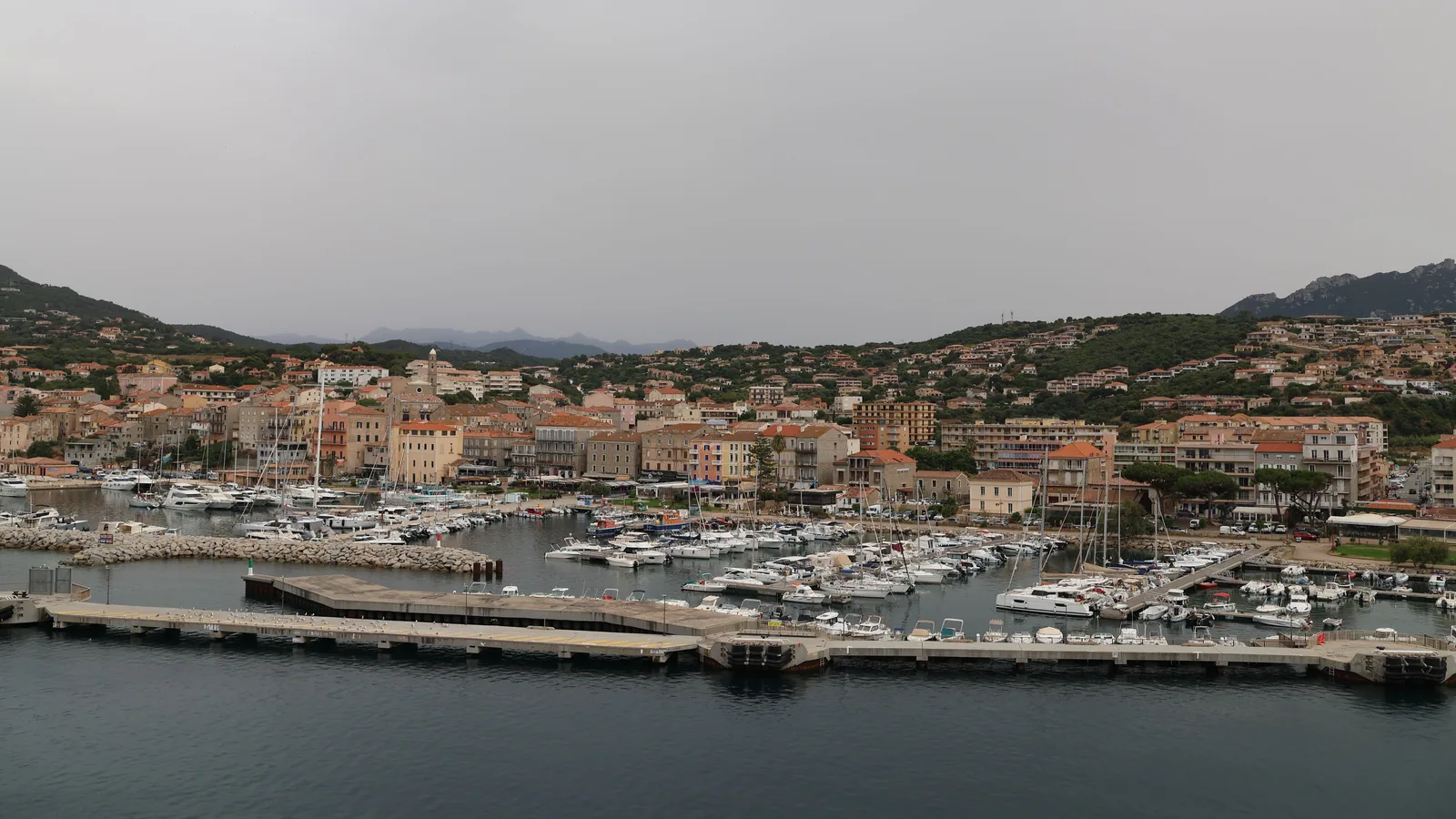 Club vacances en Corse en famille : comment bien choisir ?