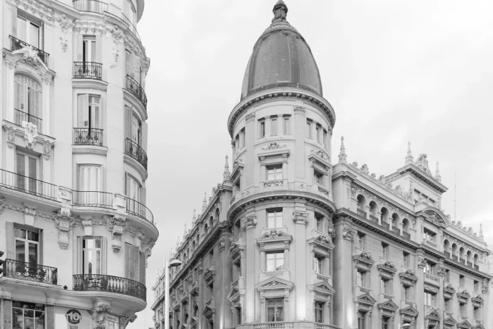 Hôtel famille à Barcelone : où dormir sans courir ?