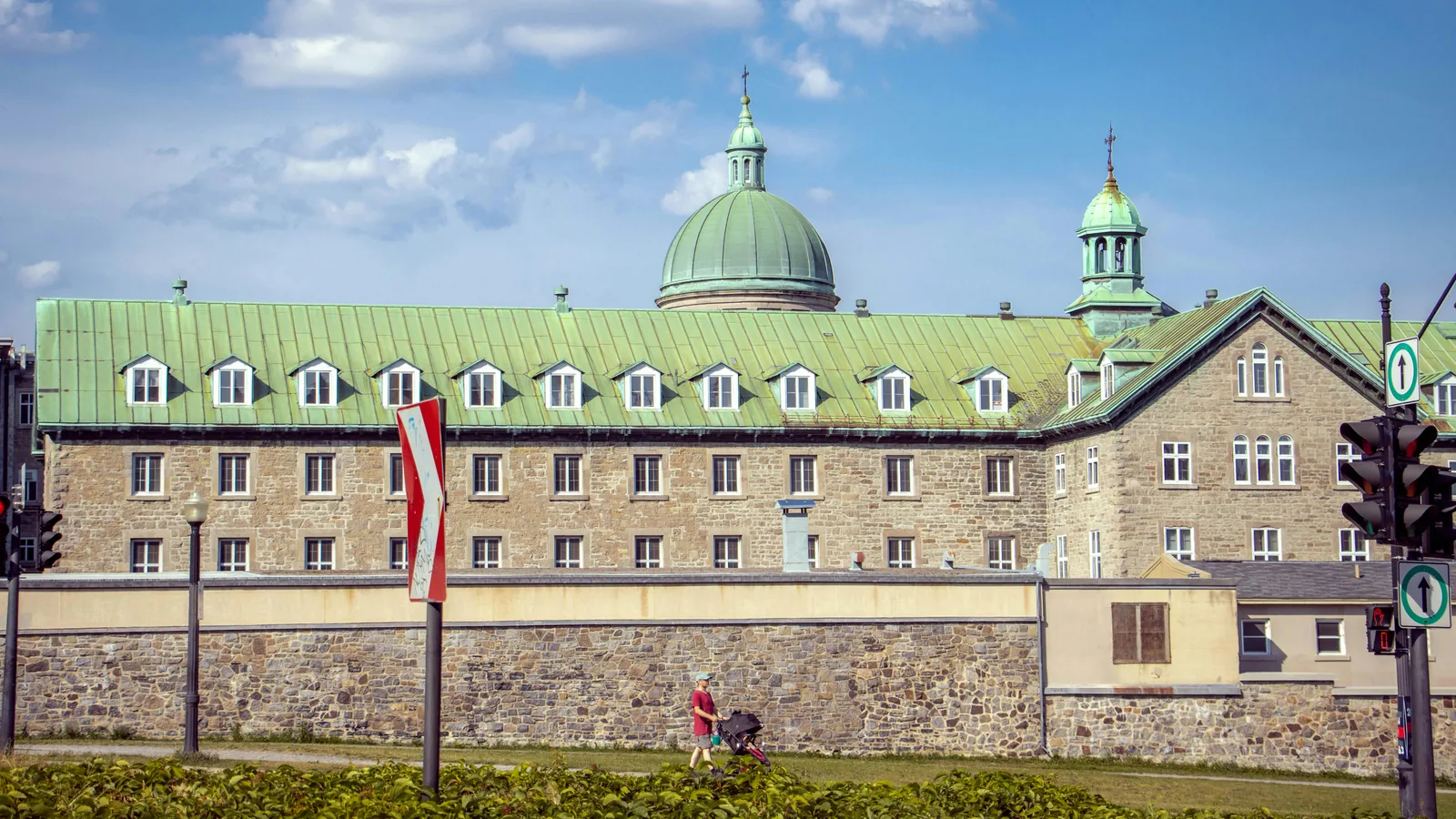 Montréal ou Toronto : quelle métropole canadienne visiter ?