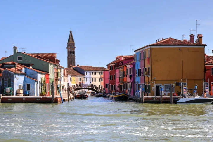 Burano en famille : la visite vaut-elle vraiment le détour ?