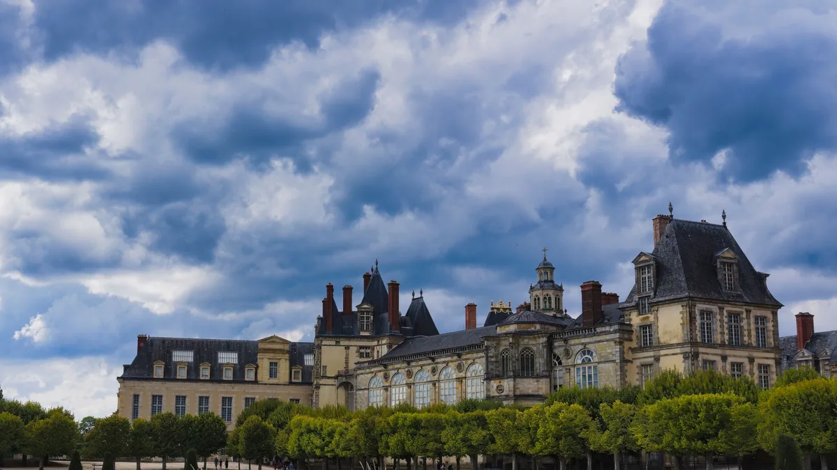 visuel secondaire sur Fontainebleau en famille