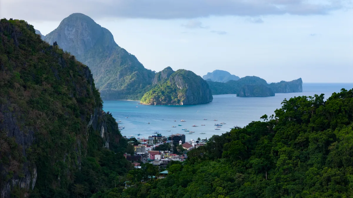 visuel secondaire sur Ile de coron philippines en famille